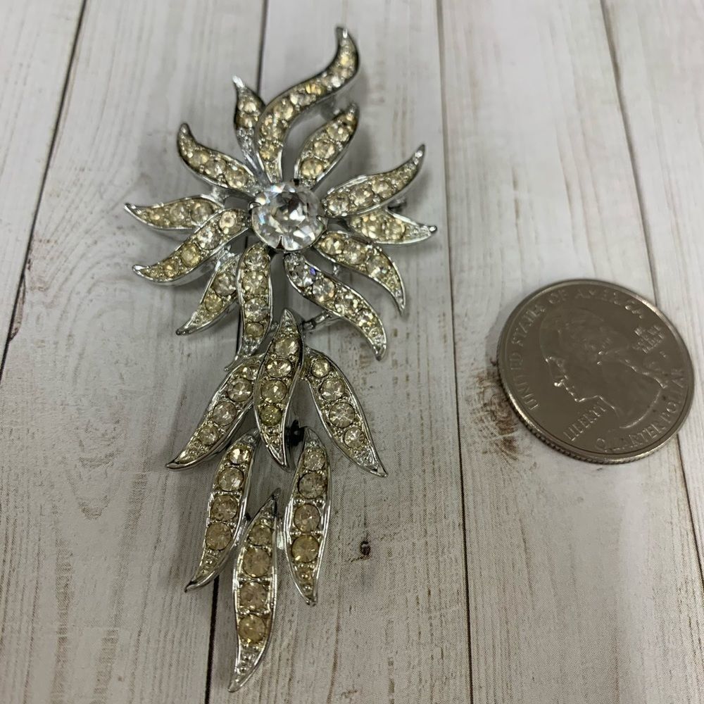 Sarah Coventry Vintage Rhinestone Brooch‎ - Picture 2 of 3